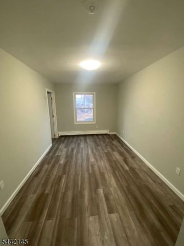 141 N 5Th St, Paterson City, NJ 07522