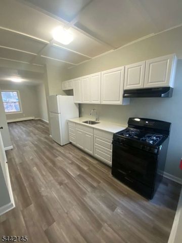 141 N 5Th St, Paterson City, NJ 07522