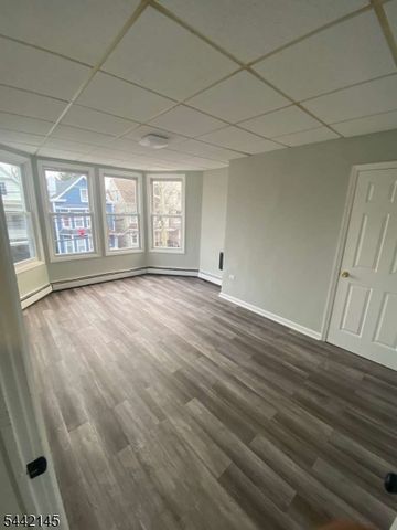 141 N 5Th St, Paterson City, NJ 07522