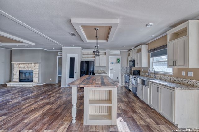 209 us highway 90, Knippa, TX 78870