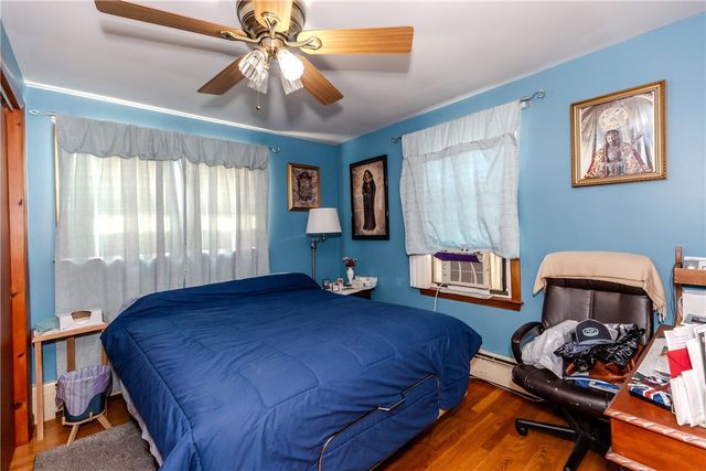 218 South Hull Street, East Providence, RI 02914