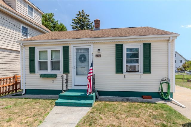 218 South Hull Street, East Providence, RI 02914