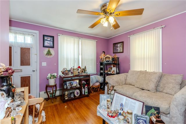 218 South Hull Street, East Providence, RI 02914