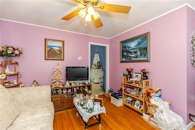 218 South Hull Street, East Providence, RI 02914