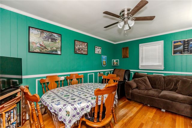 218 South Hull Street, East Providence, RI 02914