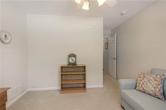 12804 E 48th Street, Independence, MO 64055