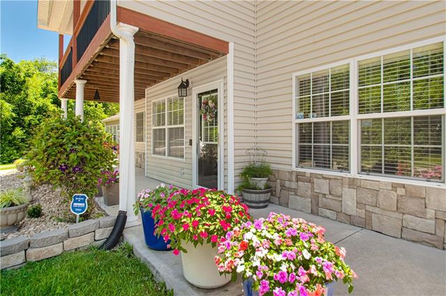 12804 E 48th Street, Independence, MO 64055