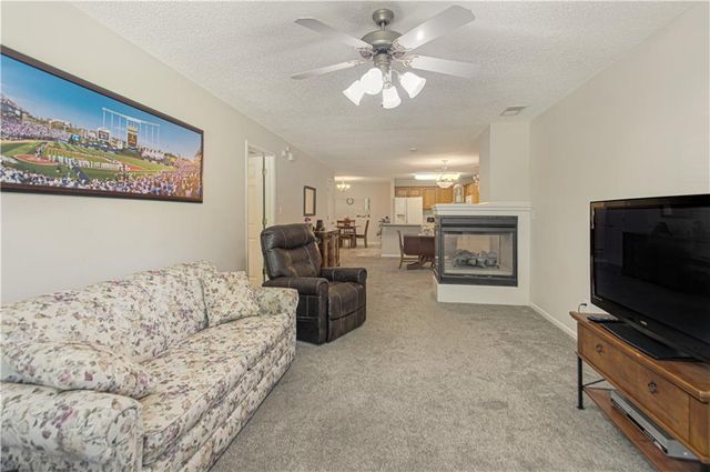 12804 E 48th Street, Independence, MO 64055