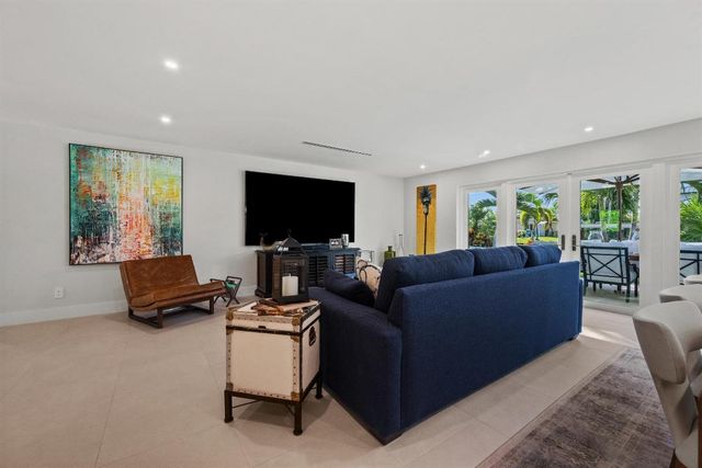 8884 SE Pelican Island Way, Hobe Sound, FL 33455