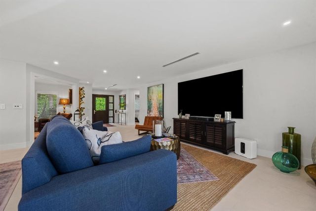 8884 SE Pelican Island Way, Hobe Sound, FL 33455