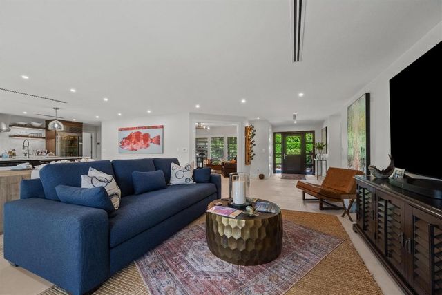 8884 SE Pelican Island Way, Hobe Sound, FL 33455