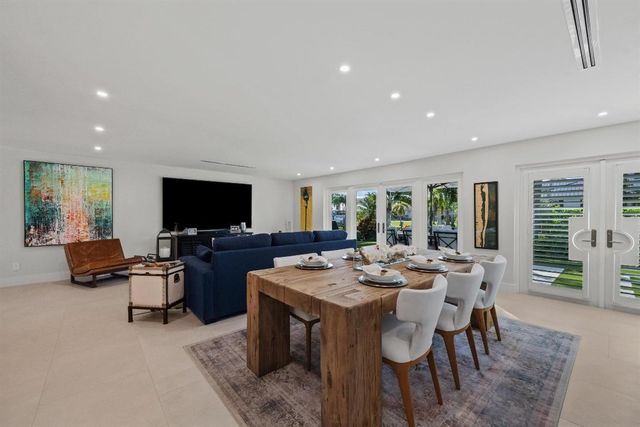 8884 SE Pelican Island Way, Hobe Sound, FL 33455