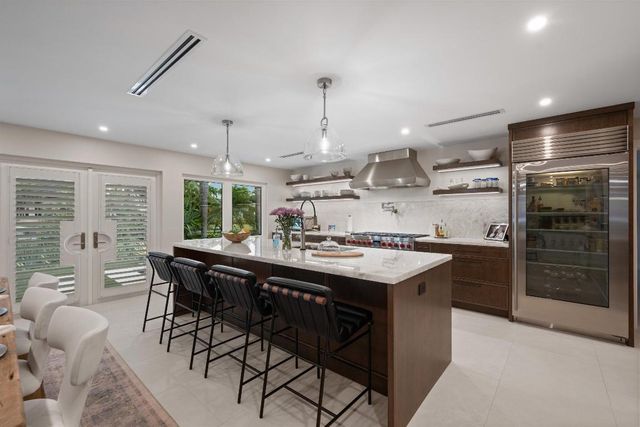 8884 SE Pelican Island Way, Hobe Sound, FL 33455