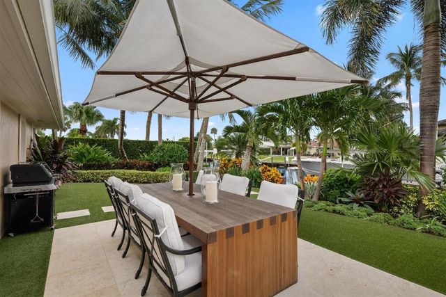 8884 SE Pelican Island Way, Hobe Sound, FL 33455