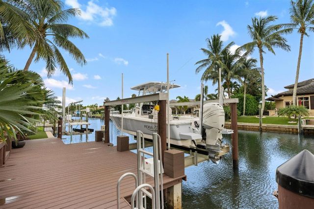 8884 SE Pelican Island Way, Hobe Sound, FL 33455