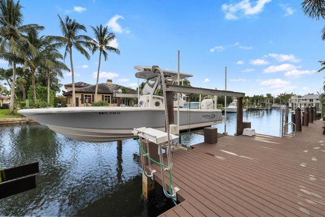 8884 SE Pelican Island Way, Hobe Sound, FL 33455