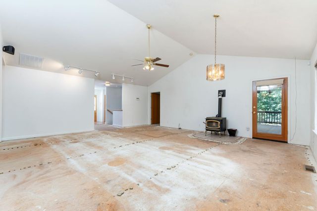 27297 Dew Drop Rd, Pioneer, CA 95666