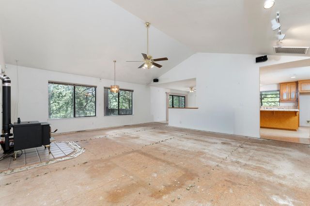 27297 Dew Drop Rd, Pioneer, CA 95666