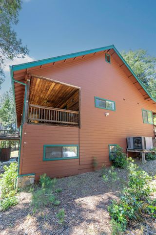 27297 Dew Drop Rd, Pioneer, CA 95666
