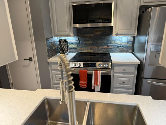 505 Westcott Street 308, Houston, TX 77007