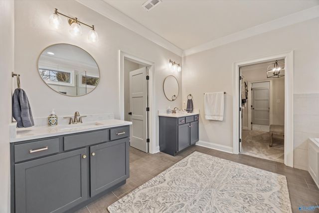 100 Bishop Bend Drive, Huntsville, AL 35806