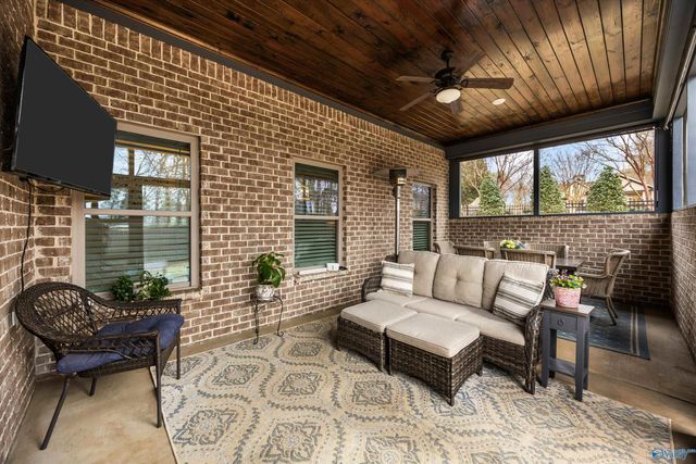 100 Bishop Bend Drive, Huntsville, AL 35806