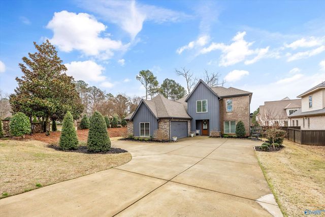 100 Bishop Bend Drive, Huntsville, AL 35806