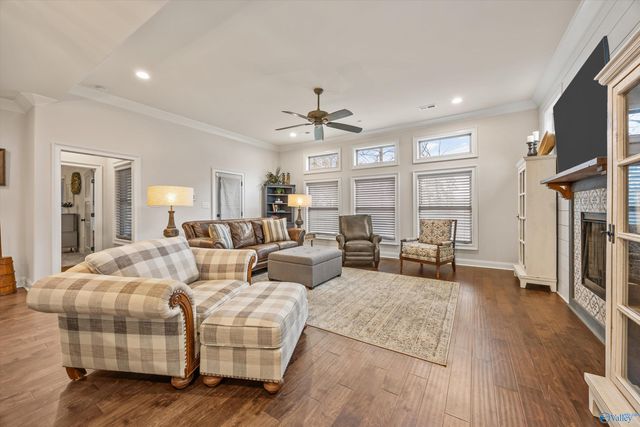 100 Bishop Bend Drive, Huntsville, AL 35806