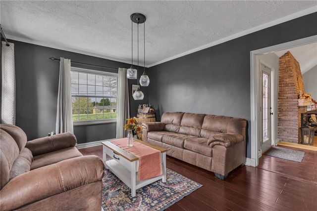 125 Oakville Road, Chippewa Twp, PA 15010