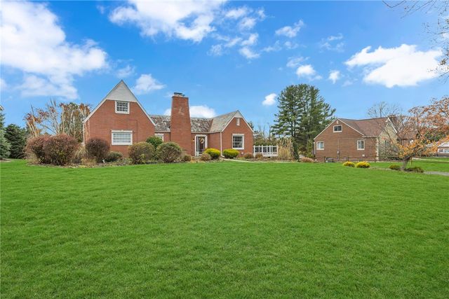 125 Oakville Road, Chippewa Twp, PA 15010