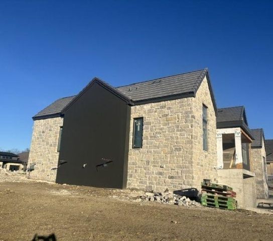 15670 E Rockhill Ct, Wichita, KS 67230