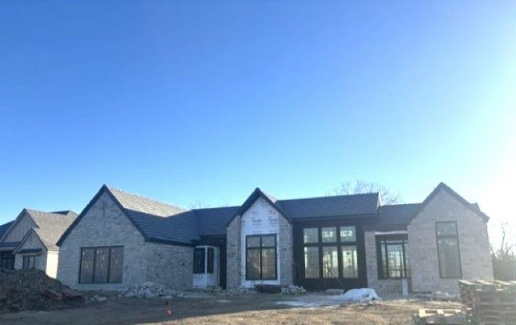 15670 E Rockhill Ct, Wichita, KS 67230