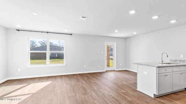 17420 E Sycamore Street, Gulfport, MS 39503