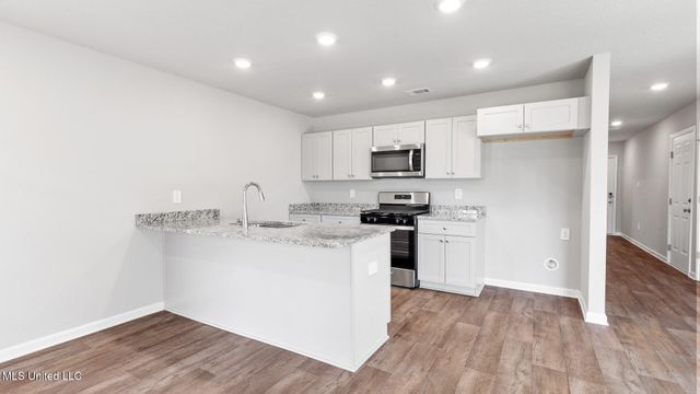 17420 E Sycamore Street, Gulfport, MS 39503