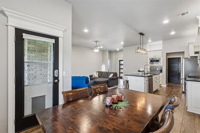7932 Mimosa Drive, Edmond, OK 73034