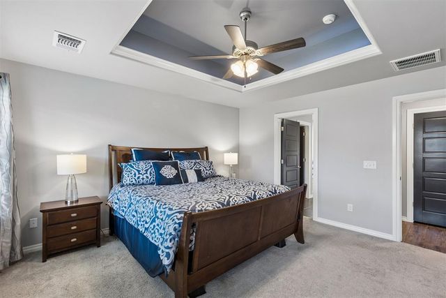 7932 Mimosa Drive, Edmond, OK 73034