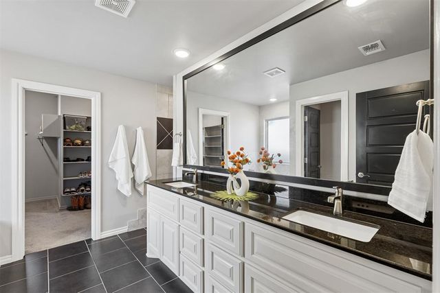 7932 Mimosa Drive, Edmond, OK 73034