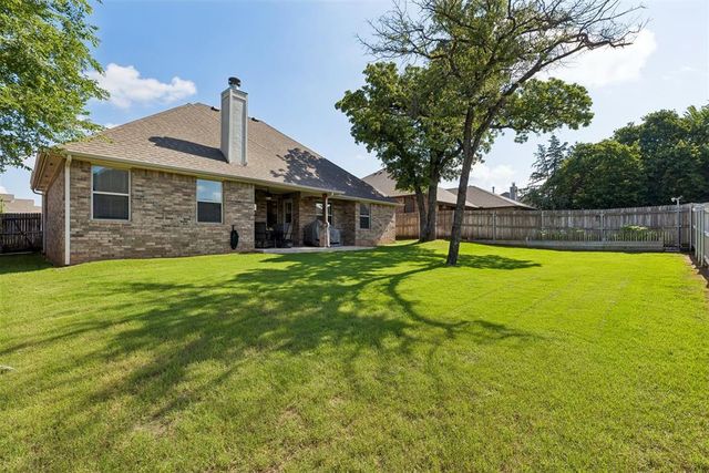 7932 Mimosa Drive, Edmond, OK 73034