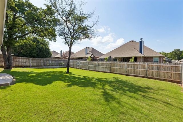 7932 Mimosa Drive, Edmond, OK 73034