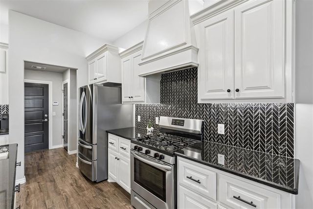 7932 Mimosa Drive, Edmond, OK 73034