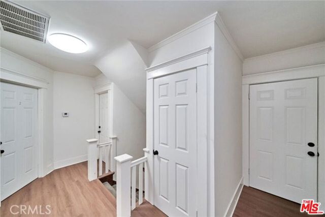 1023 S Wilton Place, Los Angeles, CA 90019