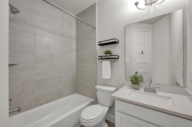 550 Chestnut Reef Court, Conroe, TX 77304