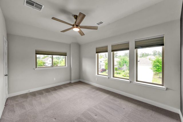 550 Chestnut Reef Court, Conroe, TX 77304