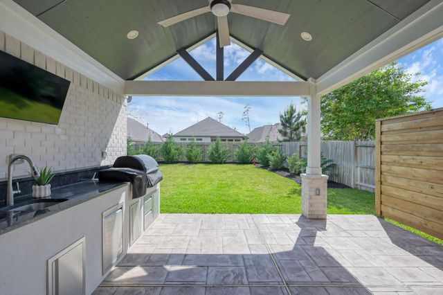 550 Chestnut Reef Court, Conroe, TX 77304