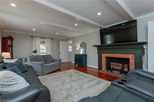 136 Howard Avenue, Boonville, NC 27011