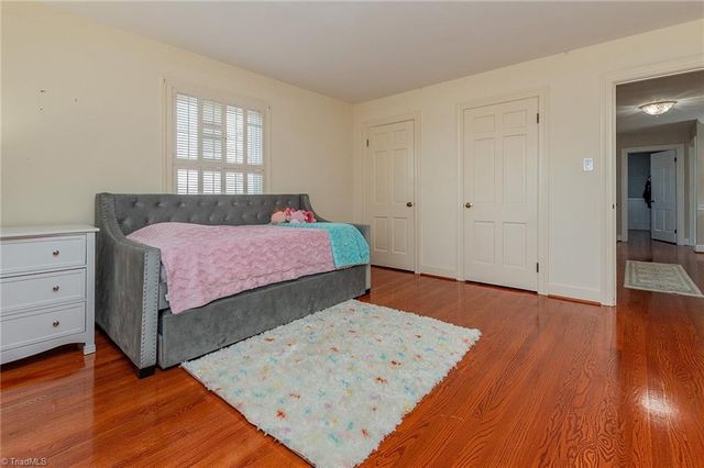 136 Howard Avenue, Boonville, NC 27011