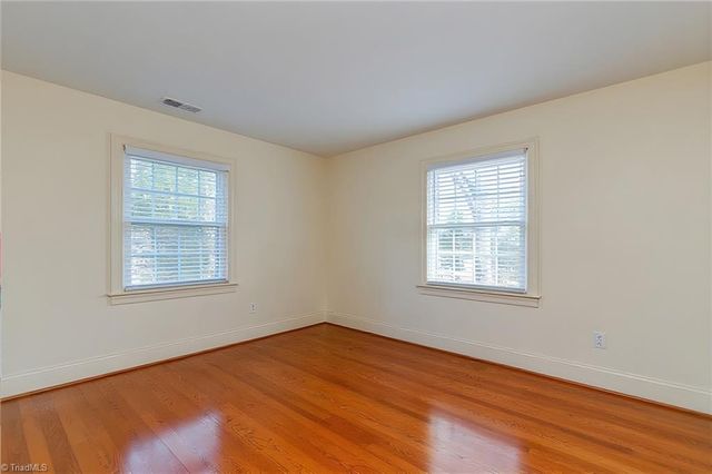 136 Howard Avenue, Boonville, NC 27011