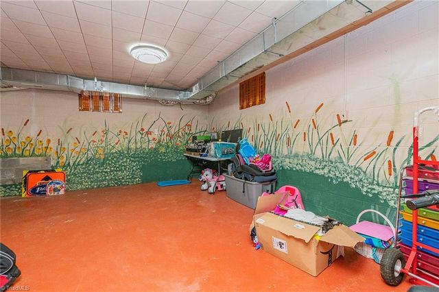 136 Howard Avenue, Boonville, NC 27011