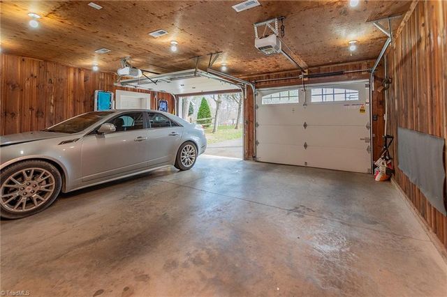 136 Howard Avenue, Boonville, NC 27011