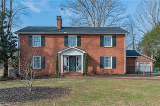 136 Howard Avenue, Boonville, NC 27011